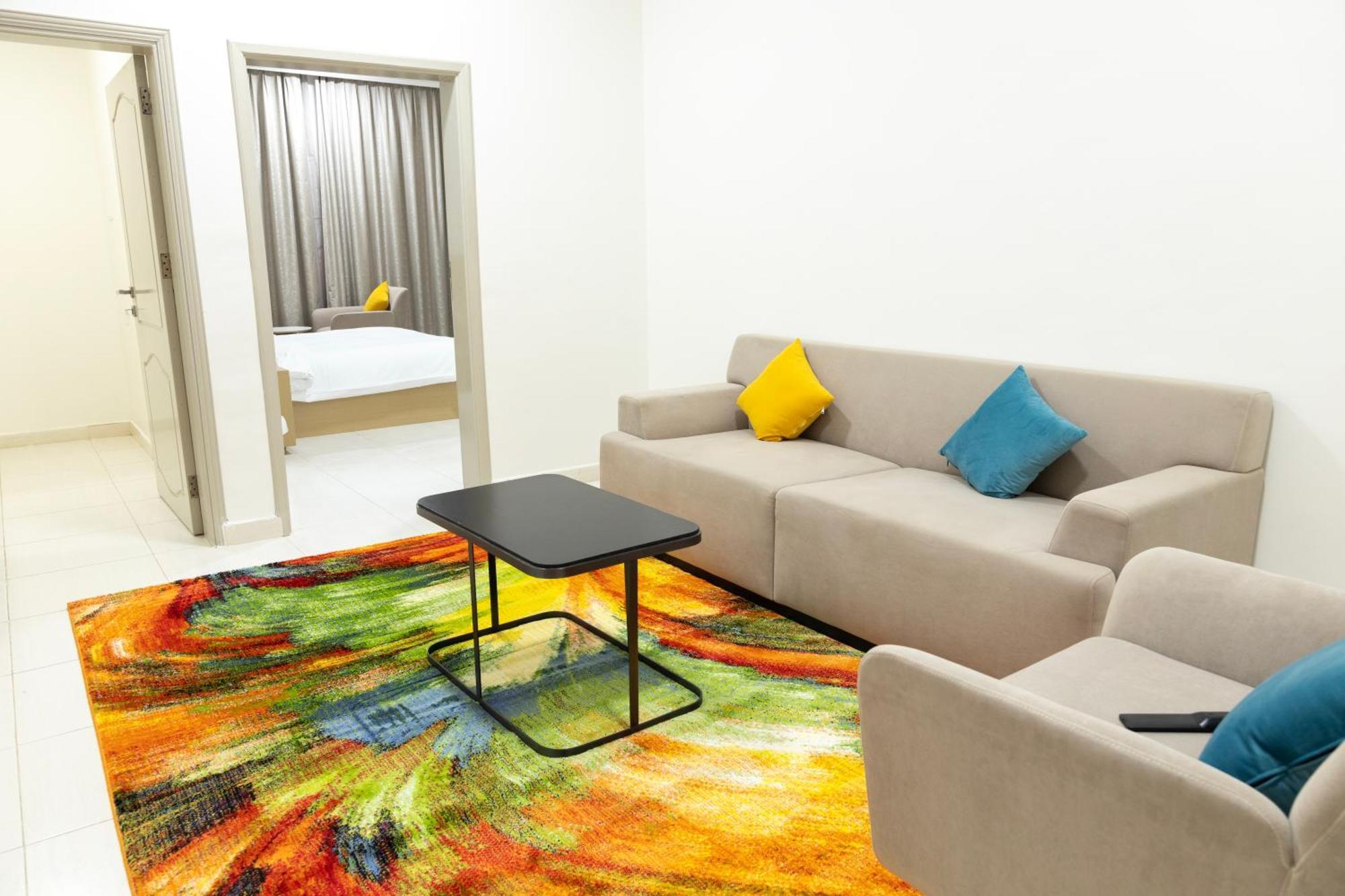 Aparthotel Riviera , Sur